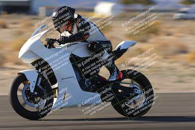 media/Jan-19-2023-Racers Edge (Thu) [[69d0b4dc55]]/B Group/Session 5 (Turn 3 Exit Pans)/